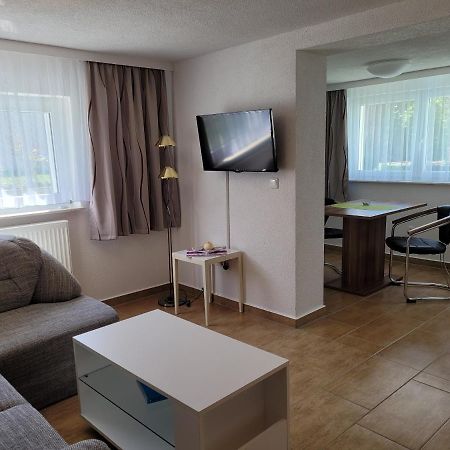 צינוביץ 2-Raum Ferienwohnung מראה חיצוני תמונה