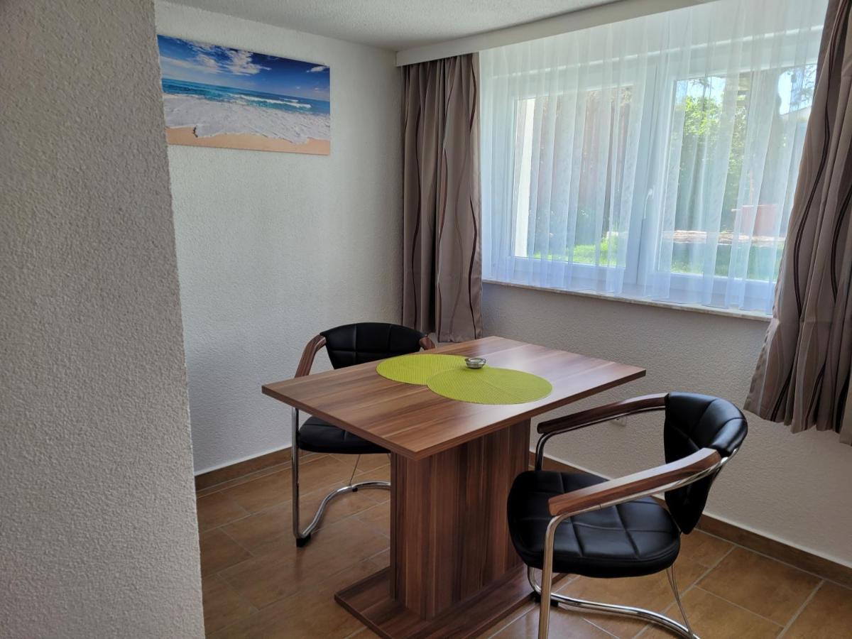 צינוביץ 2-Raum Ferienwohnung מראה חיצוני תמונה